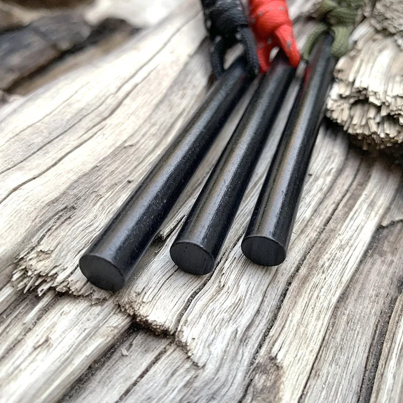 Urządzenie EDC 3-w-1 Bear Gryl – Magnesium Fire Starter recenzja i cena