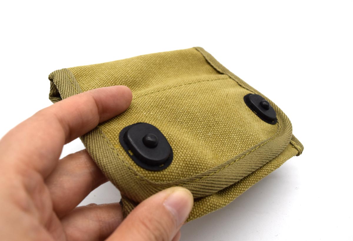 Reprodukcja etui na kompas Len – Compass Lensatic recenzja i cena
